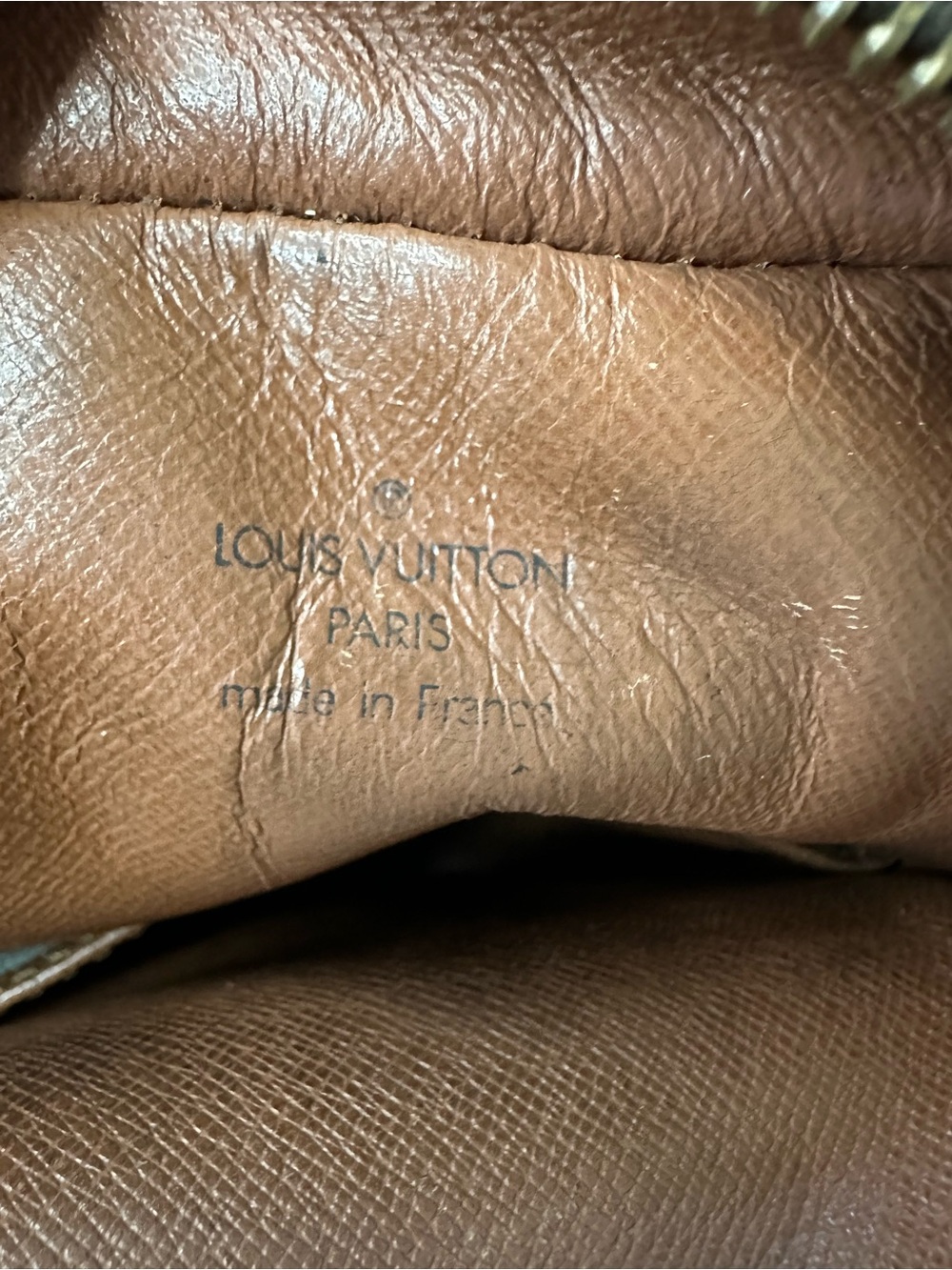 Louis Vuitton Vintage Amazone Monogram Crossbody Bag 1992 🤎 - Picture 13 of 16